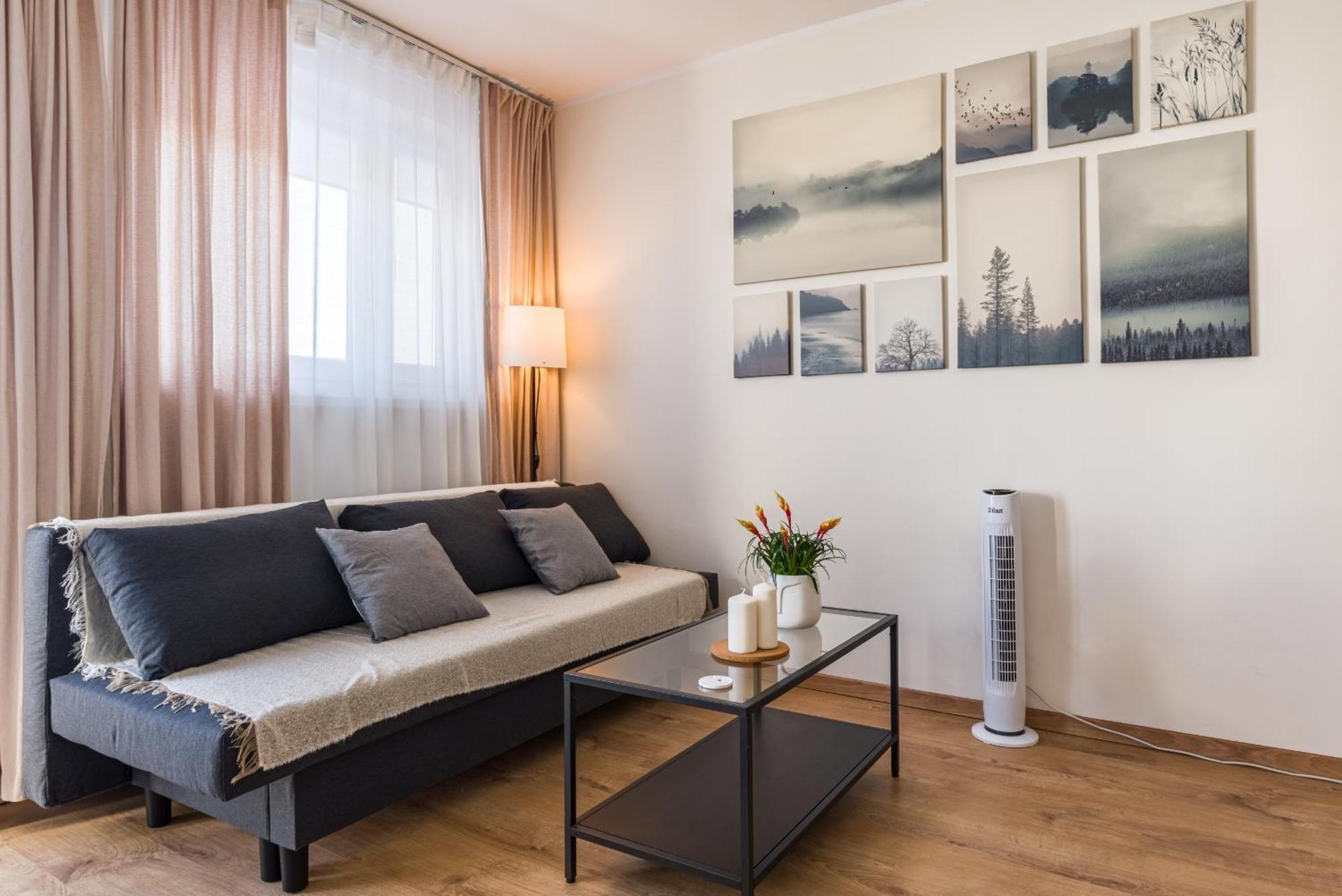 Old Town - Balcony, Location - By Rentujemy Apartment Wroclaw